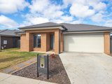 19 Moore Way, LUCAS VIC 3350