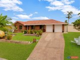 2 Oakland Court, BURLEIGH WATERS QLD 4220