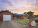 2 Wilton Street, BOURKELANDS NSW 2650
