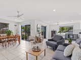 208 Shute Harbour Road, CANNONVALE QLD 4802