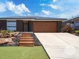 21 Hollows Crescent, LLOYD NSW 2650