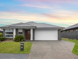 21 Peninsula Avenue, HAYWARDS BAY NSW 2530