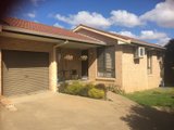 2/11 Brolga Crescent, TAMWORTH NSW 2340