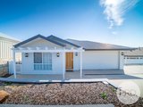 22 Bonner Street, LLOYD NSW 2650