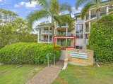 2/2 Brake Street, Burleigh Heads QLD 4220