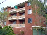 2/23-25 Apsley Street, PENSHURST NSW 2222