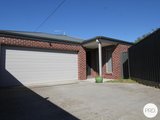 2/23 Beverin Street, SEBASTOPOL VIC 3356