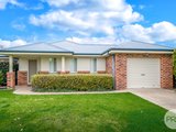 2/29 Lansdowne Avenue, LAKE ALBERT NSW 2650