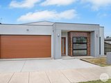 23 Aspect Parade, ALFREDTON VIC 3350
