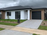 2/31 Crestwood Rd, Thornton NSW 2322