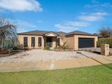 24 Brentwood Boulevard, STRATHFIELDSAYE VIC 3551