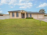 24 Richard Road, RUTHERFORD NSW 2320