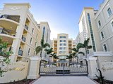 2/42-44 Brighton Parade, SOUTHPORT QLD 4215