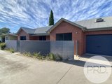 2/425 Prune Street, LAVINGTON NSW 2641