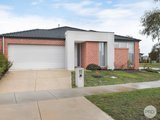 25 Daly Drive, LUCAS VIC 3350
