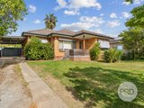 25 Nixon Crescent, TOLLAND NSW 2650