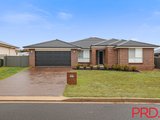 25 Verdelho Drive, TAMWORTH NSW 2340