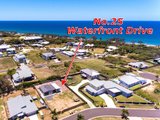 25 Waterfront Drive, AGNES WATER QLD 4677