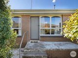 2/58 Park Street, WENDOUREE VIC 3355