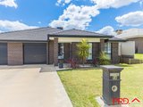 2/5a Lake Place, TAMWORTH NSW 2340
