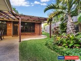2/7 Flora Close, BURLEIGH WATERS QLD 4220