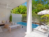 2/76 Seagull Avenue, Mermaid Beach QLD 4218