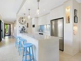 2/79 Nobby Parade, MIAMI QLD 4220