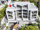 2/96 Stanhill Drive, CHEVRON ISLAND QLD 4217