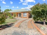 2A Anna Street, URANA NSW 2645