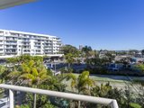 2F/52 Goodwin Terrace, BURLEIGH HEADS QLD 4220