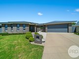 3 Couch Court, TURVEY PARK NSW 2650