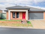 3 Moneill Close, BROWN HILL VIC 3350