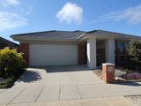 30 Evergreen Drive, ALFREDTON VIC 3350