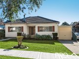 32 Burns Road, PICNIC POINT NSW 2213