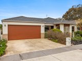 33 Peacock Drive, EPSOM VIC 3551