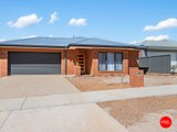 33 Pembroke Drive, MARONG VIC 3515