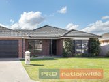 34 Scarborough Crescent, ALFREDTON VIC 3350