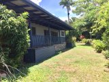 4 Arundel Court, CANNONVALE QLD 4802