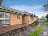 4 Beaufort Avenue, ALFREDTON VIC 3350