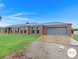 4 Clive Court, TABLE TOP NSW 2640