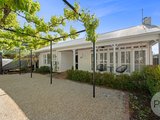 4 Halloran Street, TURVEY PARK NSW 2650