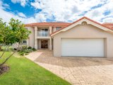 4 Meadowlake Drive, CARRARA QLD 4211