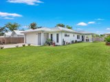 4 Reef Court, CANNONVALE QLD 4802