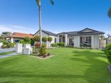 4 Seychelles Court, Burleigh Waters QLD 4220