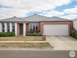 4 Soderstrom Street, LUCAS VIC 3350