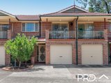 4/3 Carinya Place,, MOOREBANK NSW 2170