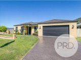 5 Percival Court, GLENROY NSW 2640