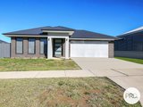 52 Hillford Circuit, THURGOONA NSW 2640