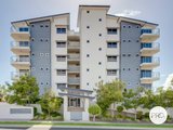 5/2 The Promenade, BOYNE ISLAND QLD 4680