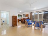 5B/42 Coral Esplanade, CANNONVALE QLD 4802